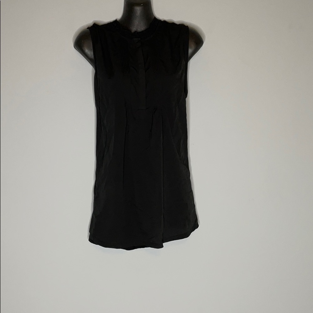 Black sleeveless blouse
